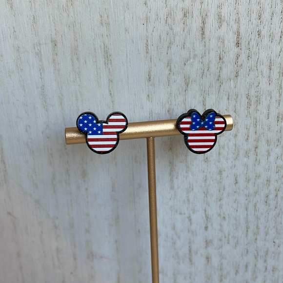 Jewelry - Mickey and Minnie Acrylic American flag earrings